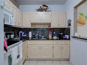 190 E 16th St, Hialeah FL 33010