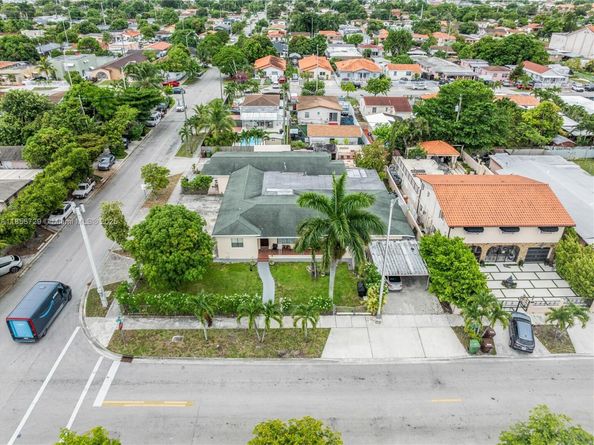190 E 16th St, Hialeah FL 33010