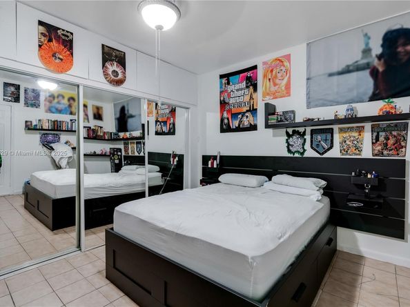 190 E 16th St, Hialeah FL 33010