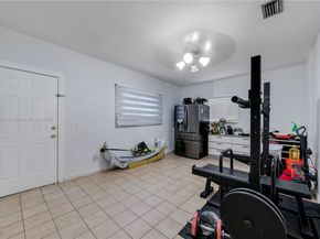 190 E 16th St, Hialeah FL 33010
