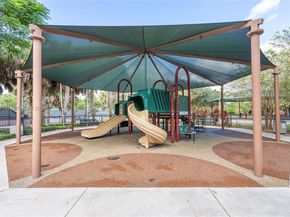 2661 S Course Dr 805, Pompano Beach FL 33069