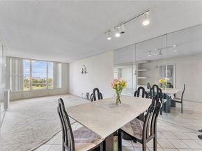 2661 S Course Dr 805, Pompano Beach FL 33069