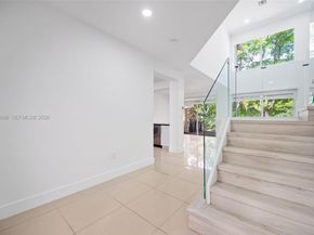 21012 NE 34th Ct, Aventura FL 33180