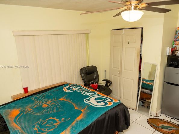 4290 NW 49th Ter, Lauderdale Lakes FL 33319