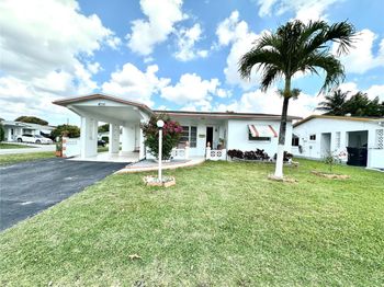 4290 NW 49th Ter