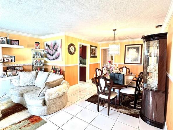 4290 NW 49th Ter, Lauderdale Lakes FL 33319