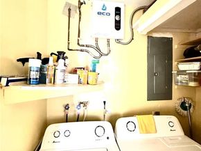 4290 NW 49th Ter, Lauderdale Lakes FL 33319