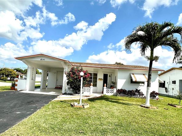 4290 NW 49th Ter, Lauderdale Lakes FL 33319