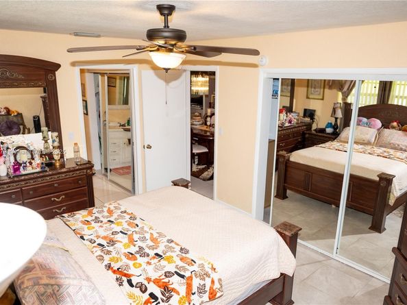 4290 NW 49th Ter, Lauderdale Lakes FL 33319