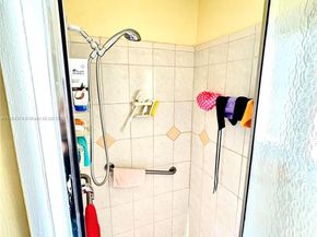 4290 NW 49th Ter, Lauderdale Lakes FL 33319