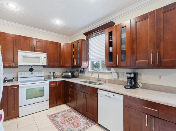 Undisclosed Address #A11918702, Coconut Creek FL 33073