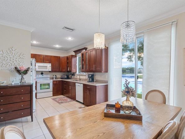 Undisclosed Address #A11918702, Coconut Creek FL 33073