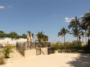 1623 Collins Ave 218, Miami Beach FL 33139