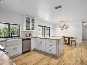 8705 SW 176th St, Palmetto Bay FL 33157