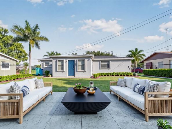 3240 NW 17th St, Lauderhill FL 33311