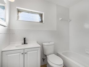 3240 NW 17th St, Lauderhill FL 33311