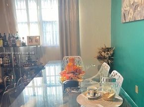 161 NW 35th St, Miami FL 33127