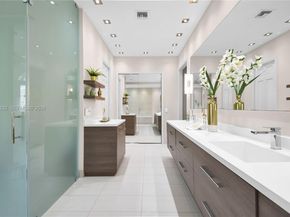 3502 Derby Ln, Weston FL 33331