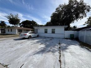 3390 NW 50th St, Miami FL 33142