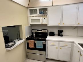 8280 Sunrise Lakes Blvd 205, Sunrise FL 33322