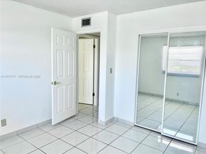 2145 Pierce St 421, Hollywood FL 33020