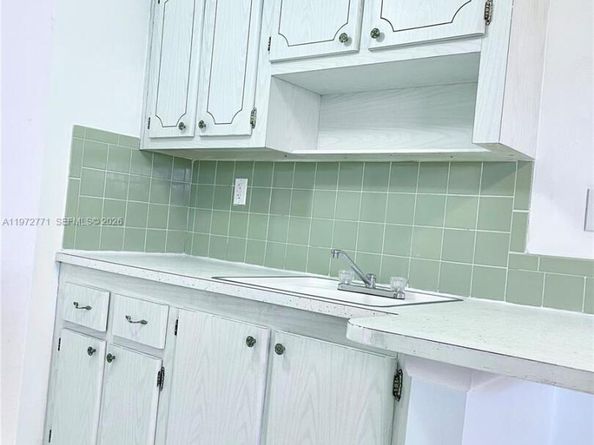 2145 Pierce St 421, Hollywood FL 33020