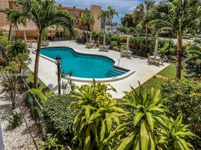 2145 Pierce St 421, Hollywood FL 33020