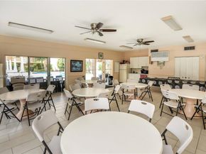 2145 Pierce St 421, Hollywood FL 33020