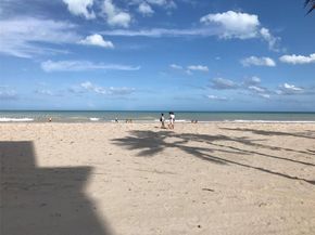 2145 Pierce St 421, Hollywood FL 33020