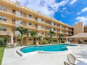 2145 Pierce St 421, Hollywood FL 33020