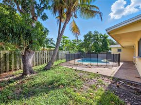 7187 NW 22nd St, Sunrise FL 33313