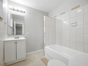 7187 NW 22nd St, Sunrise FL 33313