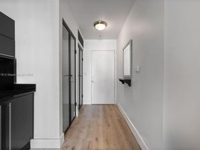 690 SW 1st Ct 2101, Miami FL 33130