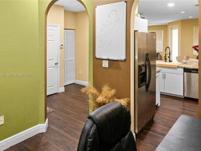 6037 SW 19th St, North Lauderdale FL 33068