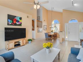 1060 NW 192nd Ave, Pembroke Pines FL 33029