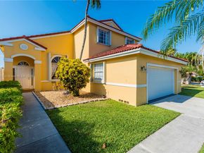 1060 NW 192nd Ave, Pembroke Pines FL 33029