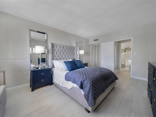 1200 West Ave PH15, Miami Beach FL 33139