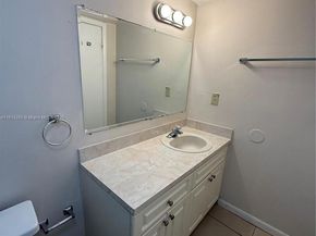 8255 SW 152 Av E PH 2, Miami FL 33193