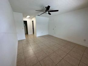 14661 SW 50th St, Miami FL 33175