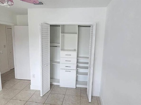 14661 SW 50th St, Miami FL 33175