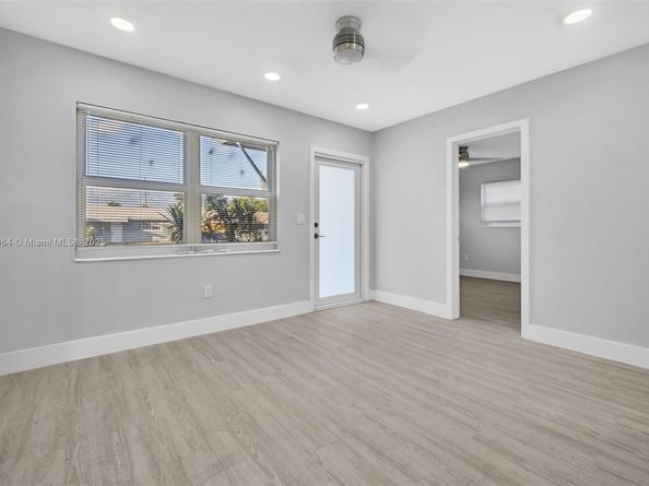 6326 SW 24th St, Miramar FL 33023