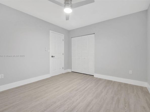 6326 SW 24th St, Miramar FL 33023