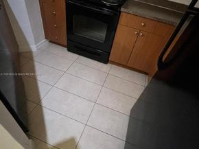 3340 N Pinewalk Dr N 1514, Margate FL 33063
