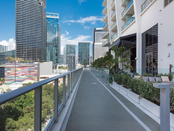 1010 Brickell Ave 3403, Miami FL 33131