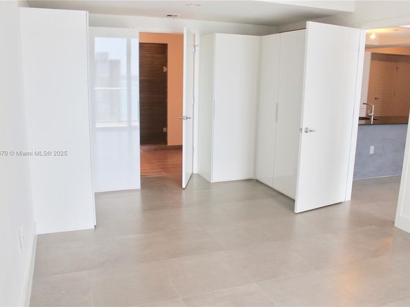 1010 Brickell Ave 3403, Miami FL 33131