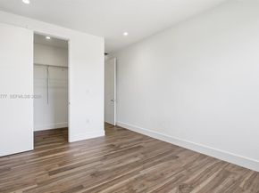 2852 SW 32nd Ct 2852, Miami FL 33133