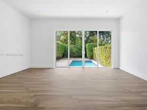 2852 SW 32nd Ct 2852, Miami FL 33133