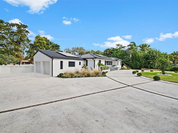 29 NE 95th St, Miami Shores FL 33138