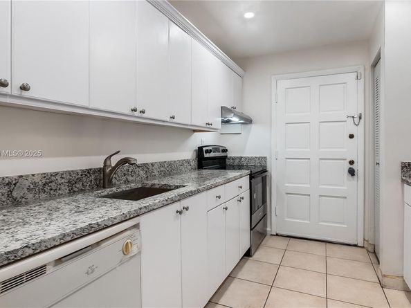 8500 SW 109th Ave, Unit #6-105, Miami FL 33173