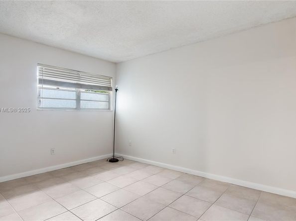 8500 SW 109th Ave, Unit #6-105, Miami FL 33173